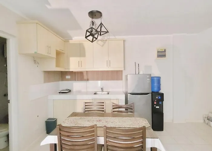 Newtown Near, 3 Rooms, 2-story House, Entire House, Plain, Fast Internet, Opposite Lg Garden Hébergement de vacances