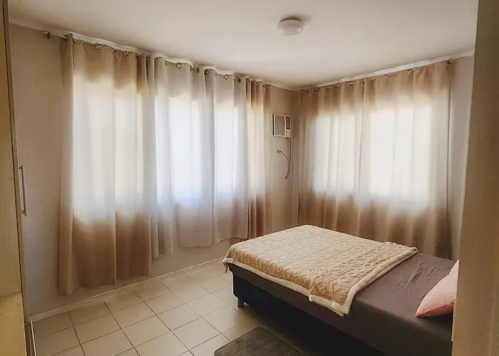 Newtown Near, 3 Rooms, 2-story House, Entire House, Plain, Fast Internet, Opposite Lg Garden Ferienhaus *