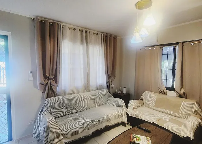 Newtown Near, 3 Rooms, 2-story House, Entire House, Plain, Fast Internet, Opposite Lg Garden Punta Engaño